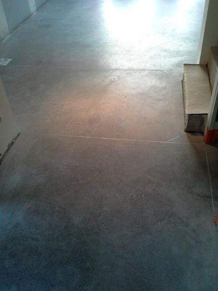 Pose de chapes anhydrites autonivelantes Saint-Denis