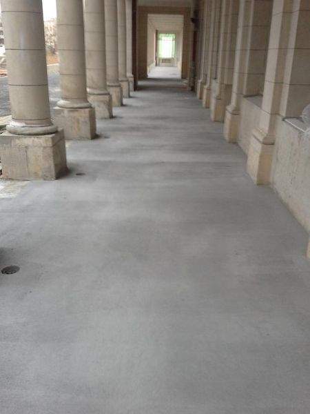 Chape ciment Saint-Denis