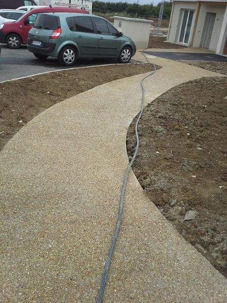Accès béton désactivé Neuilly-sur-Marne