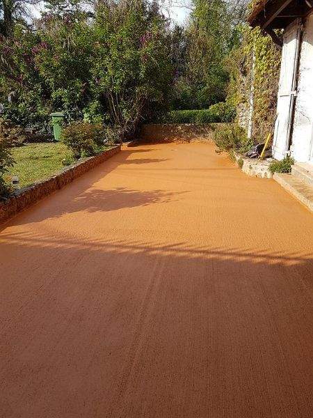 Accès béton désactivé Neuilly-sur-Marne