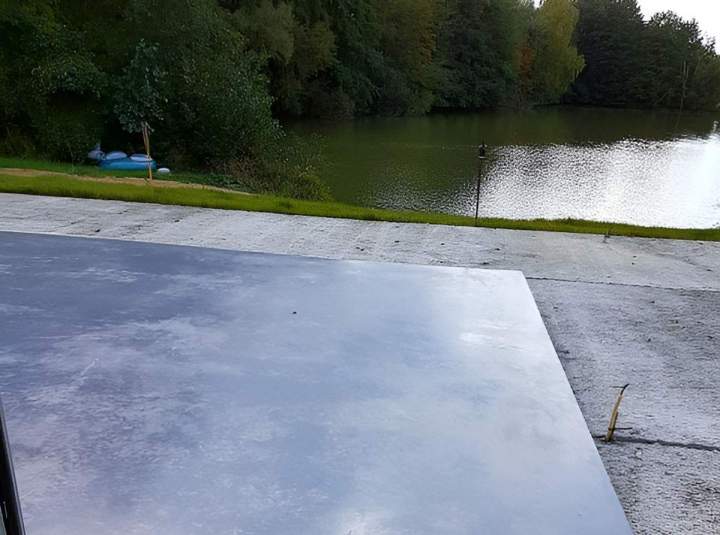 Coulage de dallage béton pour surface résistante et durable